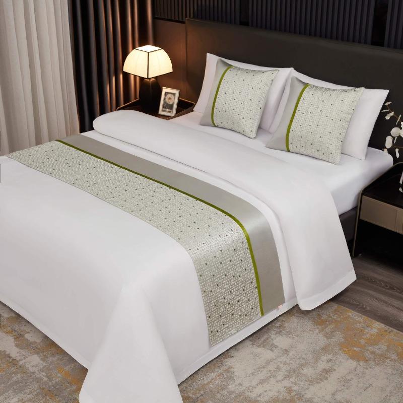 Light Luxury High-end Hotel Bed Flags Vintage Decorative Scarves Bedding Same Style Pillowcase European Style Wedding Room Home Decorat Bed Tail Towel