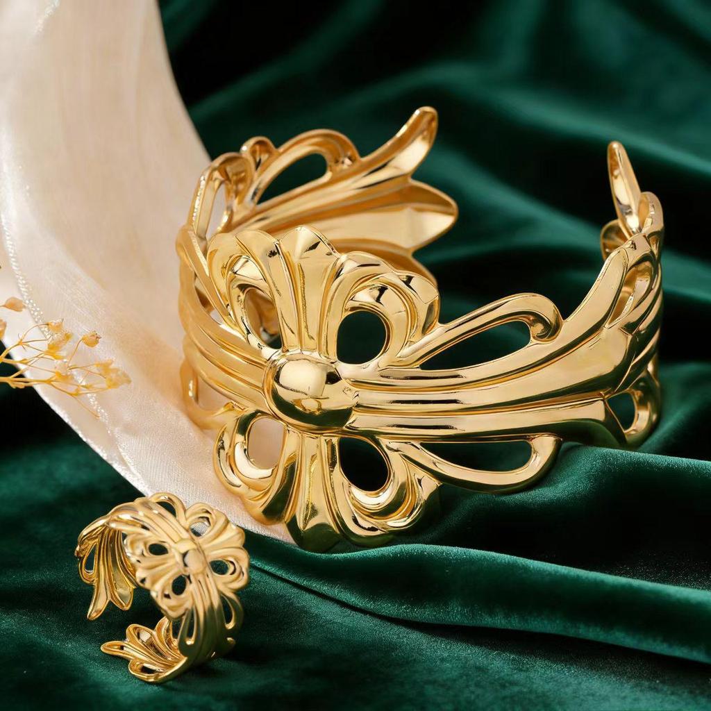 Bestselling Trendy Hollow Flower Bracelet & Ring Set for Women