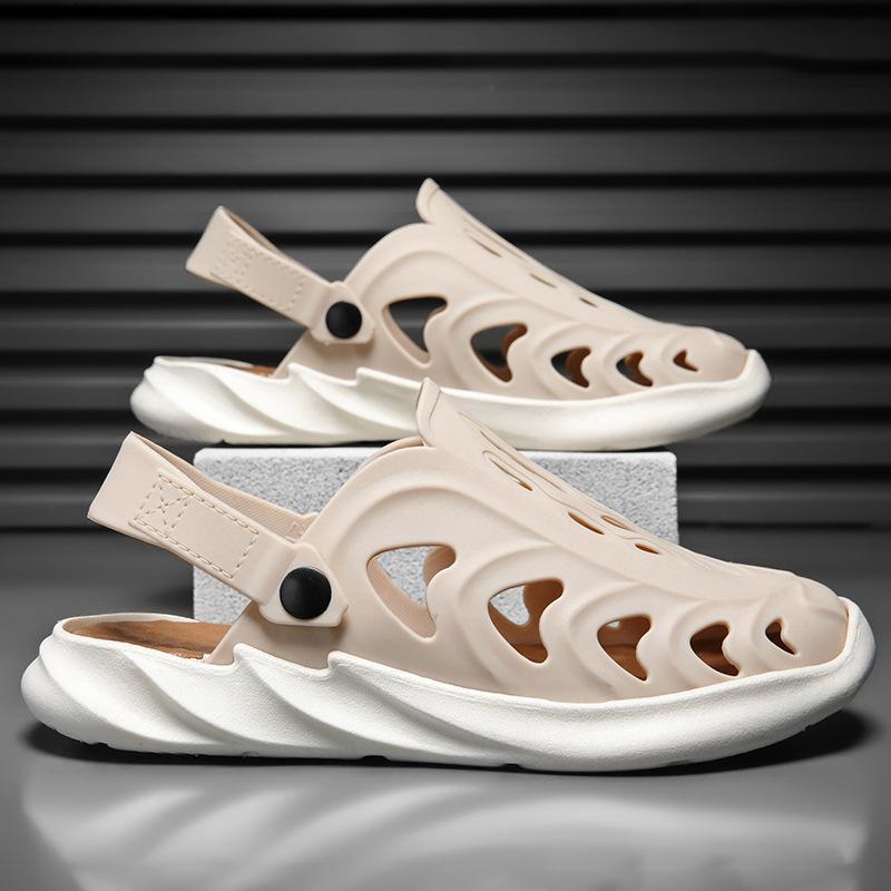 Hole Shoes Men Wear Thick Soles In Summer, Step On Shit, Bag Head Slippers Coconut Travel Beach Outdoor Sandals
