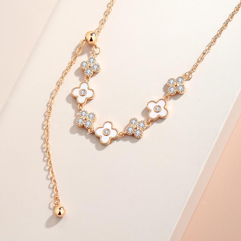 Vierblättriges Kleeblatt Halskette Damen Leichte Luxus Nische Schlüsselbein Kette Zubehör