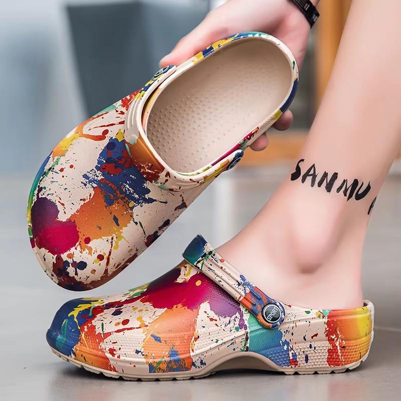 Fashion Creatar Trendy Summer Women Clogs Slipper Fashion Printing Design Beach Slides Outdoor Sports Sandals EVA Sole Male Garden Shoes
