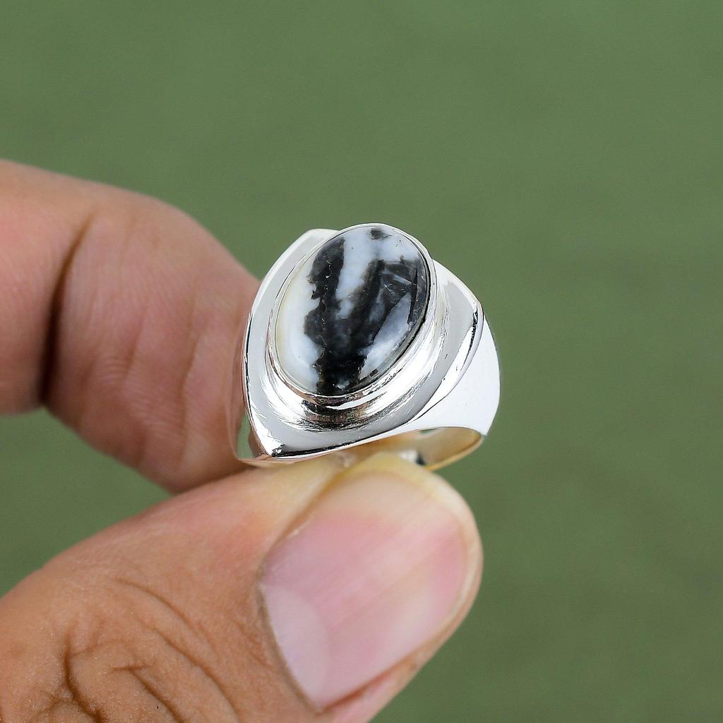 Ring mit weißem Büffeltürkis, 925er Sterlingsilber, handgefertigter Schmuck, edles Edelstein-Design, wunderschönes Geschenk für Sie, erhältlich in verschiedenen Ringgrößen