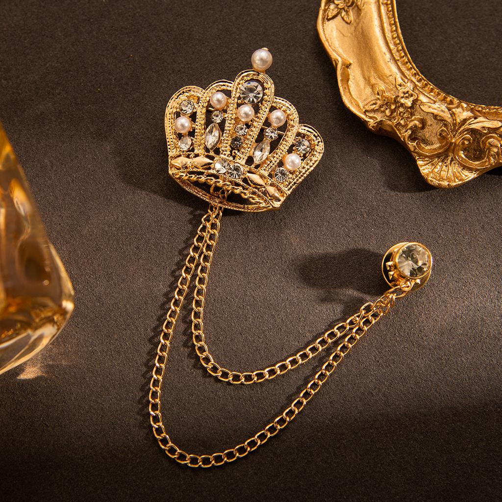 Vintage Crown Fringed Chain Fashion Brooch Dress Light Luxury High Sense Rhinestone Accessories Brooch