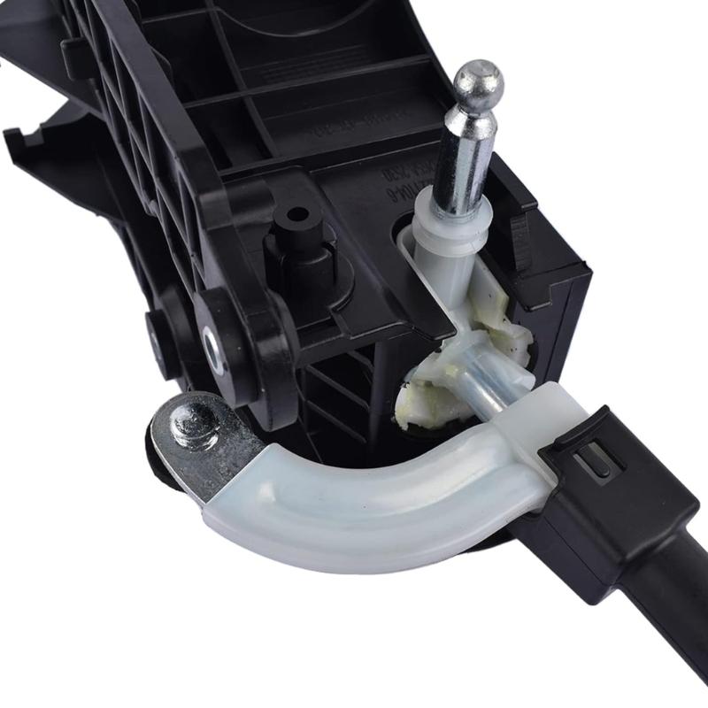 Anti Slip Automotive Gear Shifter Optimized Performances Heat Resistant Material 46314090 1608508580 55346163 55348961