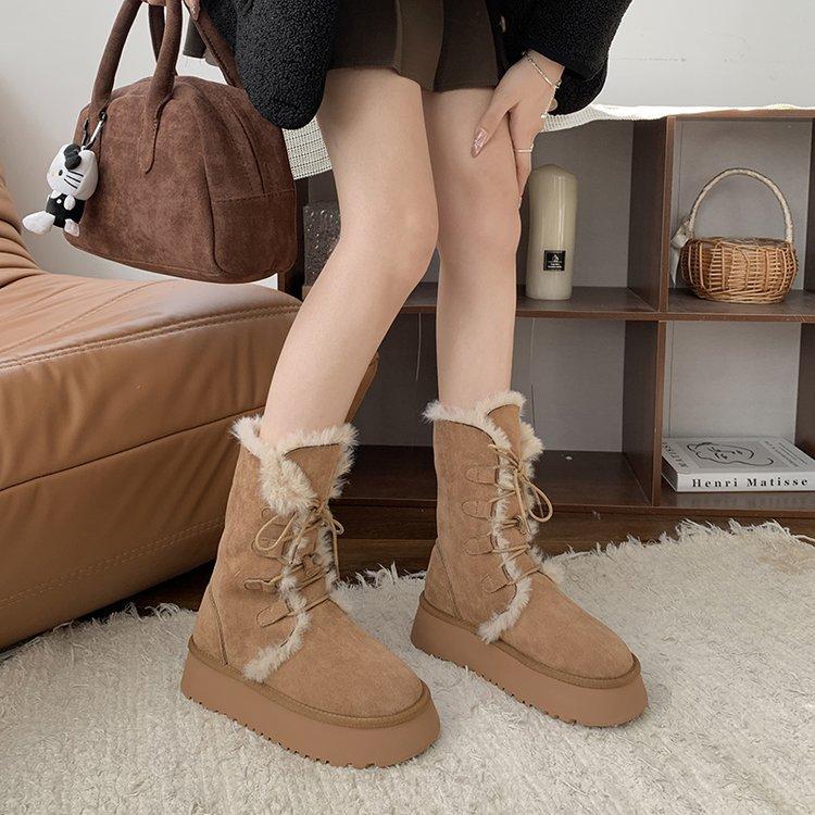 2025 Autumn and Winter Snow Boots Women's Fleece Thickened Thick Sole To Increase the Height of the Fur Integrated Northeast Cotton Shoes Fluffy