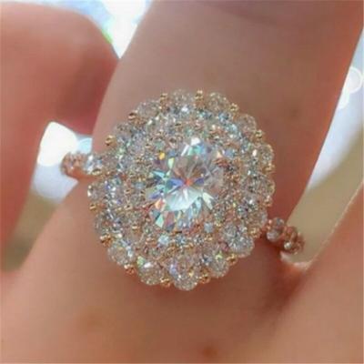 100% Gerçek 18 K Gül Altın Yüzük Kökenli Doğal 3 Karat Gül Kuvars Taş Düğün Takı Görünmez Ayar Oval Yüzük Kutusu
