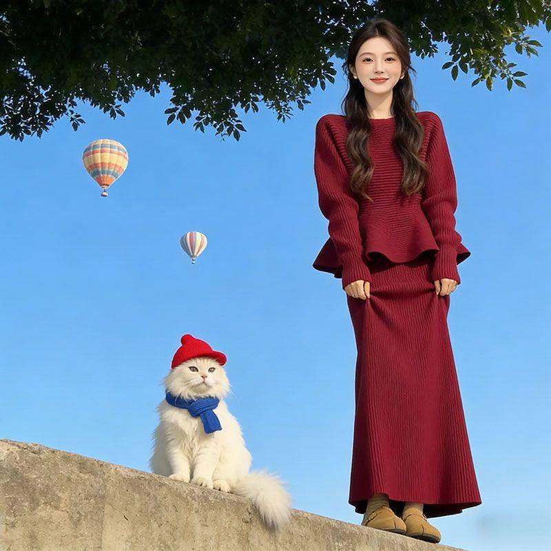 Korean Chic Winter 2026 Women's Two-Piece Suit: Waist-Cinching Ruffled Top & Skirt Set