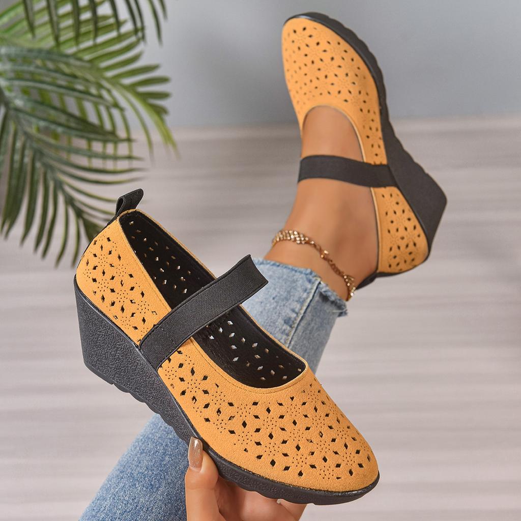 Fashion Hollow Out Breathable Single Shoes Summer New Slip On Round Toe Shallow PU Leather Soft Sole Mid Heel Pumps Zapatos De Mujer