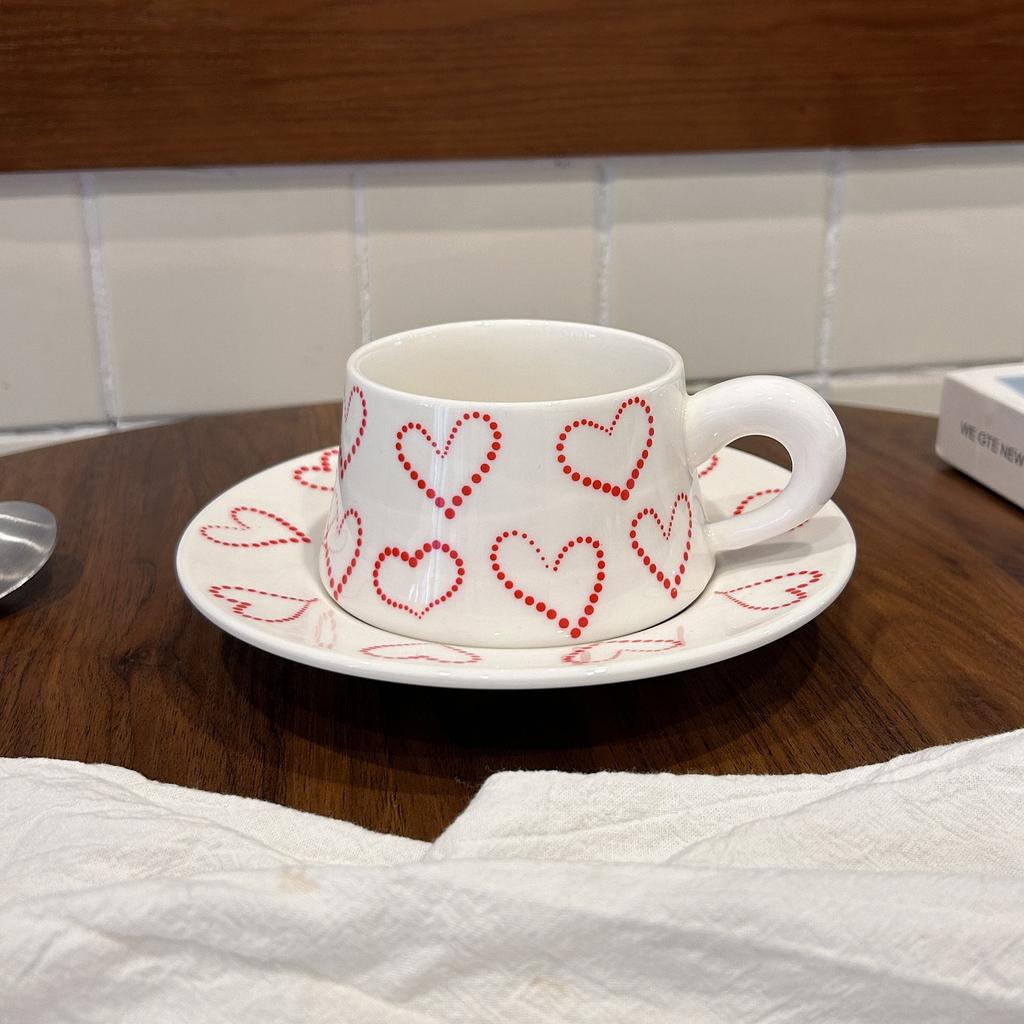 Korean Style Heart Ceramic Cup Dish Sets for Women New High Aesthetic Handle Coffee Mugs Exquisite Afternoon Tea Dessert Dish