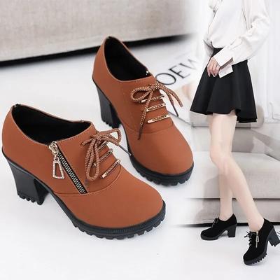 Moda Retro Punta Rotonda Scarpe da Donna 2024 Autunno Nuovo Tacco Grosso Stabile Scarpe da Donna per Pendolari Suola Spessa Antiscivolo Tacchi Alti Neri