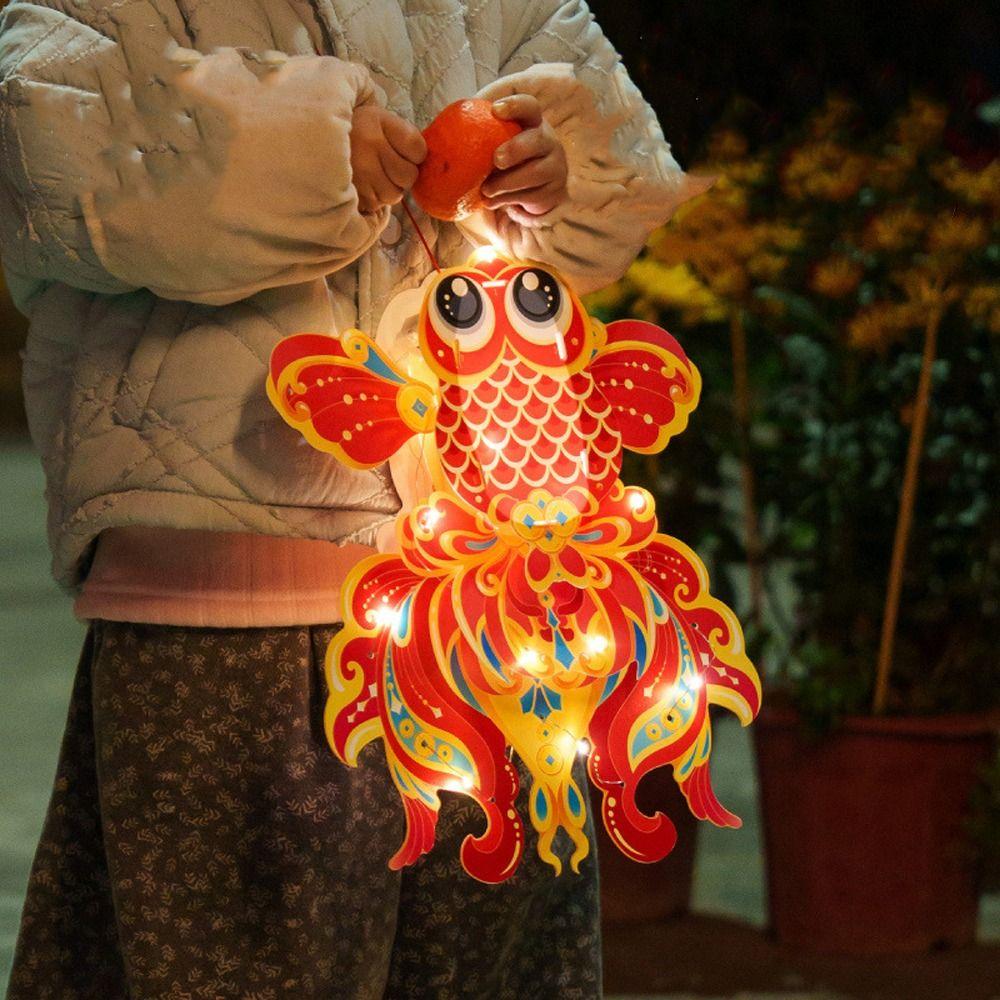 Cute Chinese Fish Lantern Waterproof Celebration Lantern Handheld Goldfish Lantern  New Year