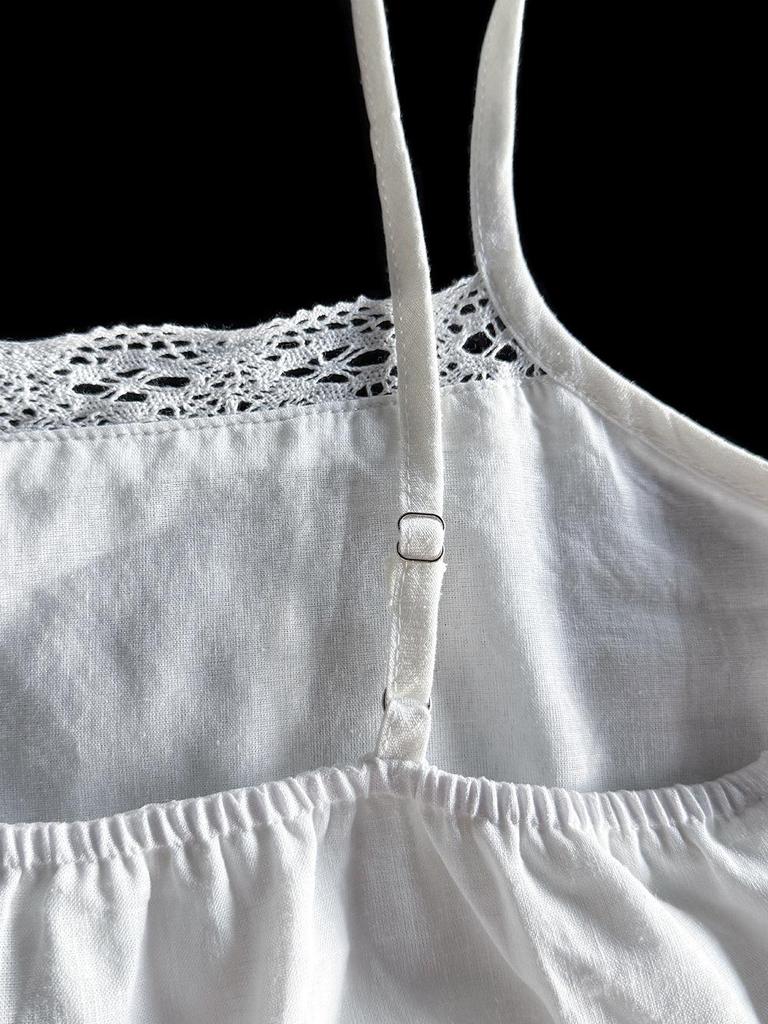 Cotton & Linen Lace Trim Camisole for Spring Layering