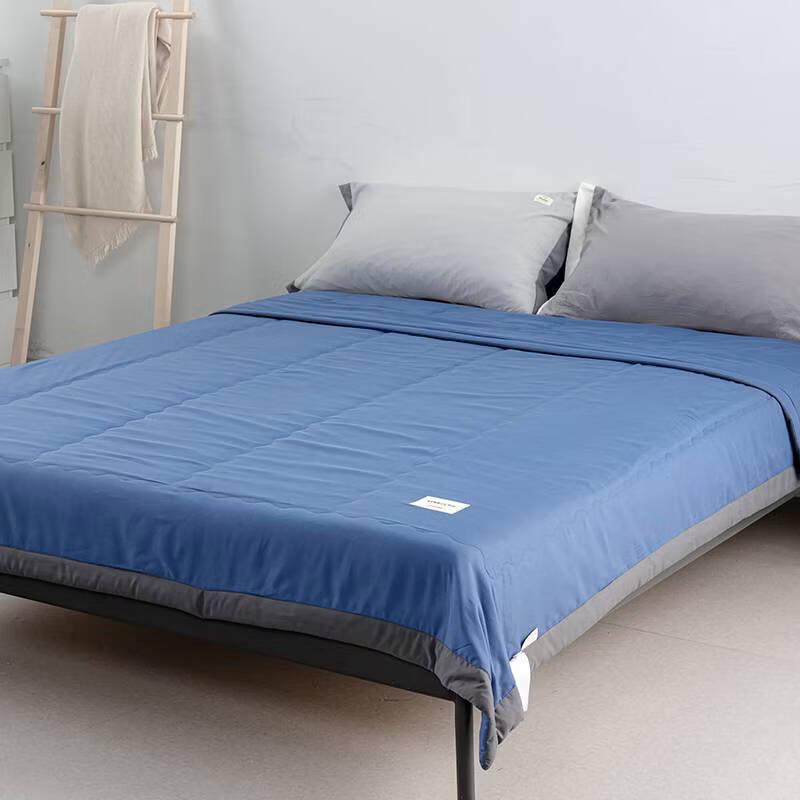 

Thin Machine Washable Summer Cooling Quilt