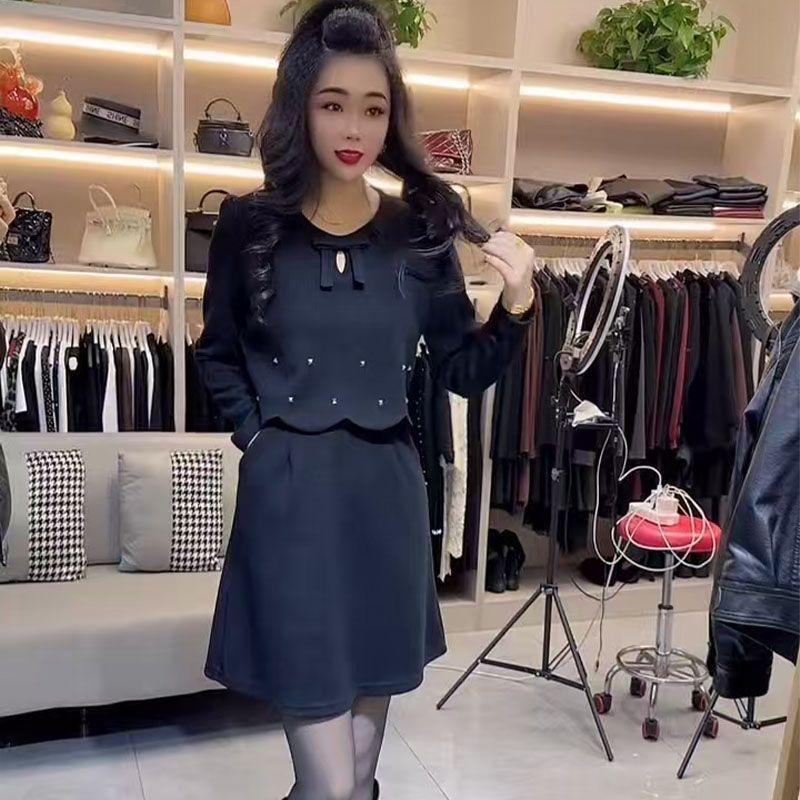 Zarif Büyük Beden Midi Elbise - İnce Gösteren, Karın Kapatan, Günlük Bahar/Sonbahar Stili