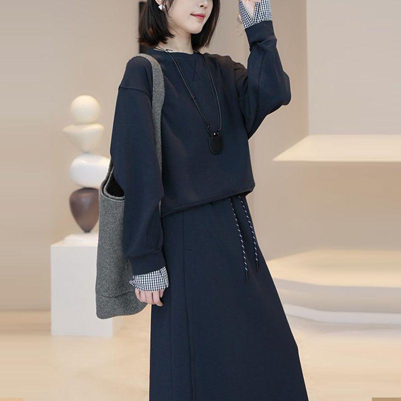 

Женский элегантный комплект из двух предметов с юбкой и капюшоном - Длинный рукав, Коллекция Весна/Осень 2025 M [recommended under 50 kg]