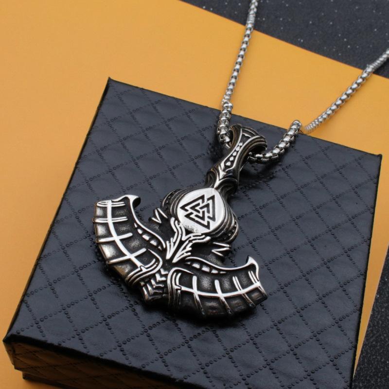 Viking Torto Ax Celtic Wolf Titanium Steel Pendant Necklace Men's European and American Necklace
