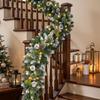 Weihnachtliche Rankenkrone Türhänger fallender Schnee Weihnachtsdekoration Rankenornament Ornament Anhänger Einkaufszentrum Szene Layout