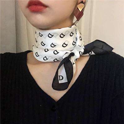 70x70cm Seidenschal für Damen Sommerdruck Quadratisches Tuch Seidiges Kopftuch Bandana Büro Damen Halstuch Haarbando Geschenk Schal