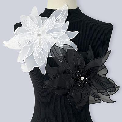 1/2Pcs Lace 3D Flower Applique Patches For Clothing DIY Craft Sewing Embroidery Beaded Sew-On Patch Wedding Dress Decoration