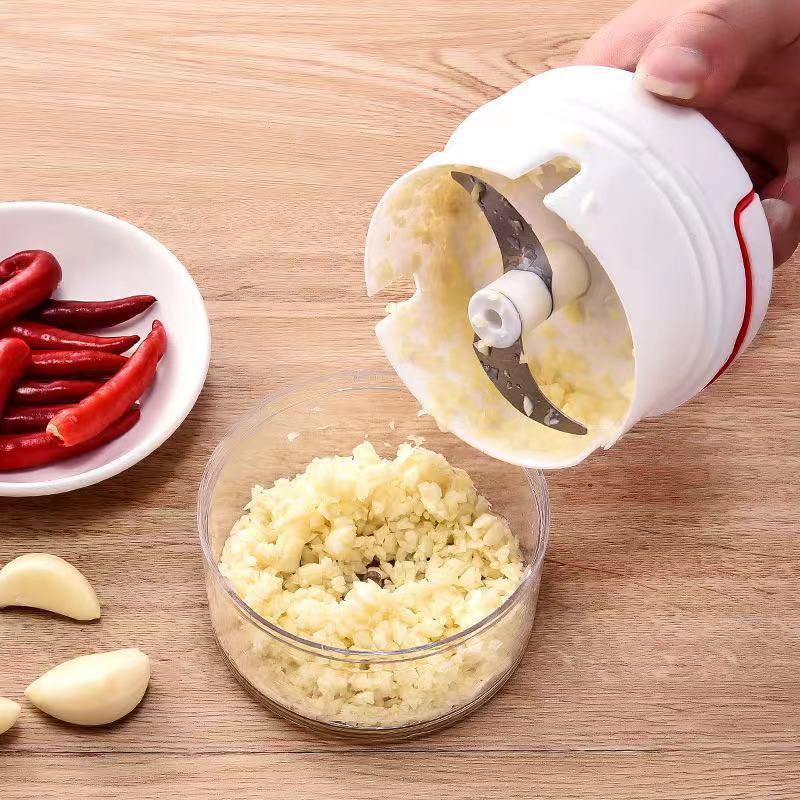 Pull-Type Garlic & Ginger Press: Mincer, Crusher, and Chopper Kitchen Tool