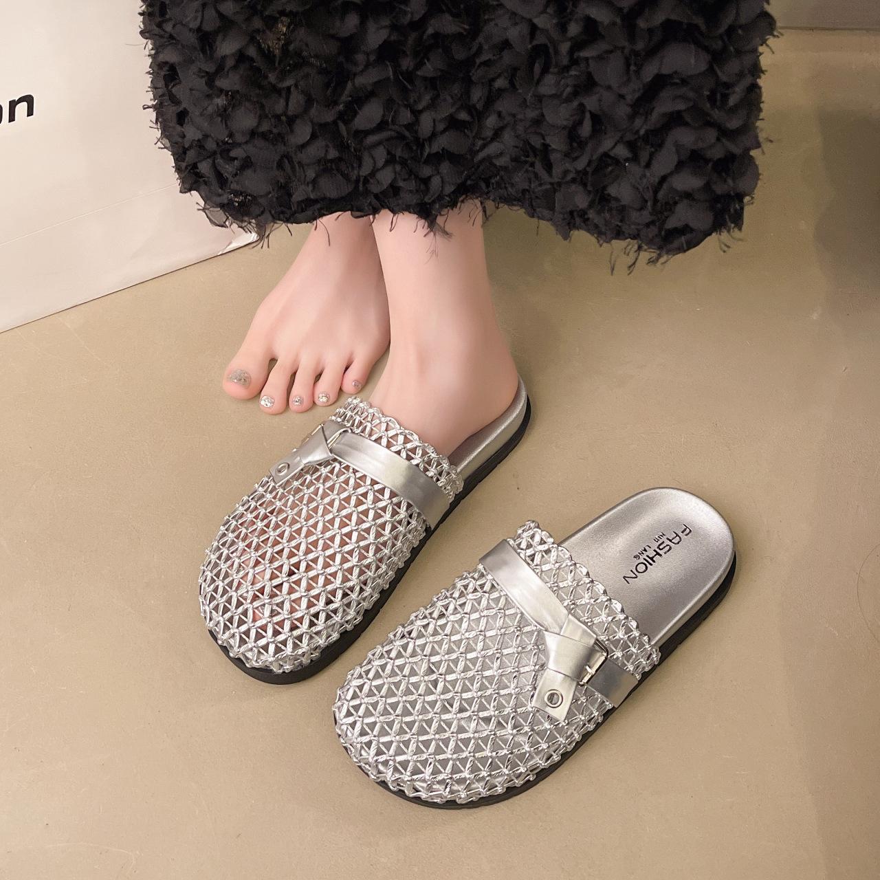 

New Style Shoes - Cool Sandals with A Flat Front and Breathable Sole. 40 срібний