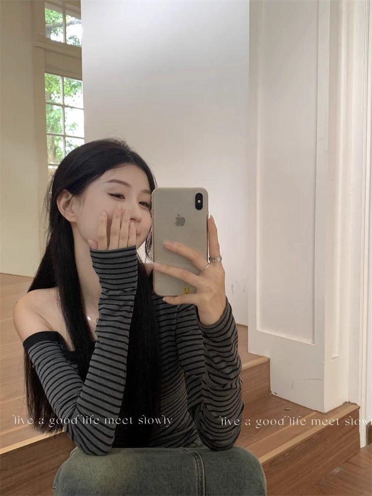 Korean Chic Gray Striped Off-Shoulder Slim-Fit Women's T-Shirt