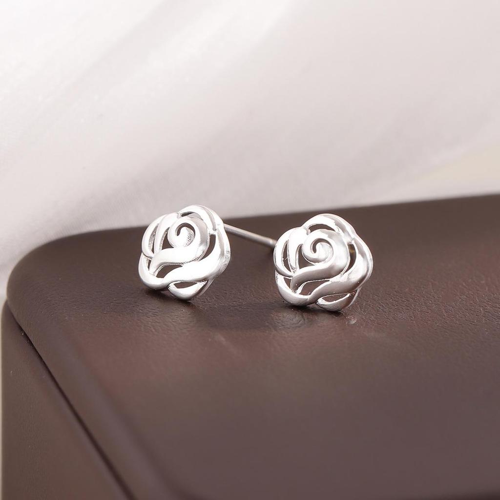 Minimalist Rose Pattern Hollow Flower Stud Earrings