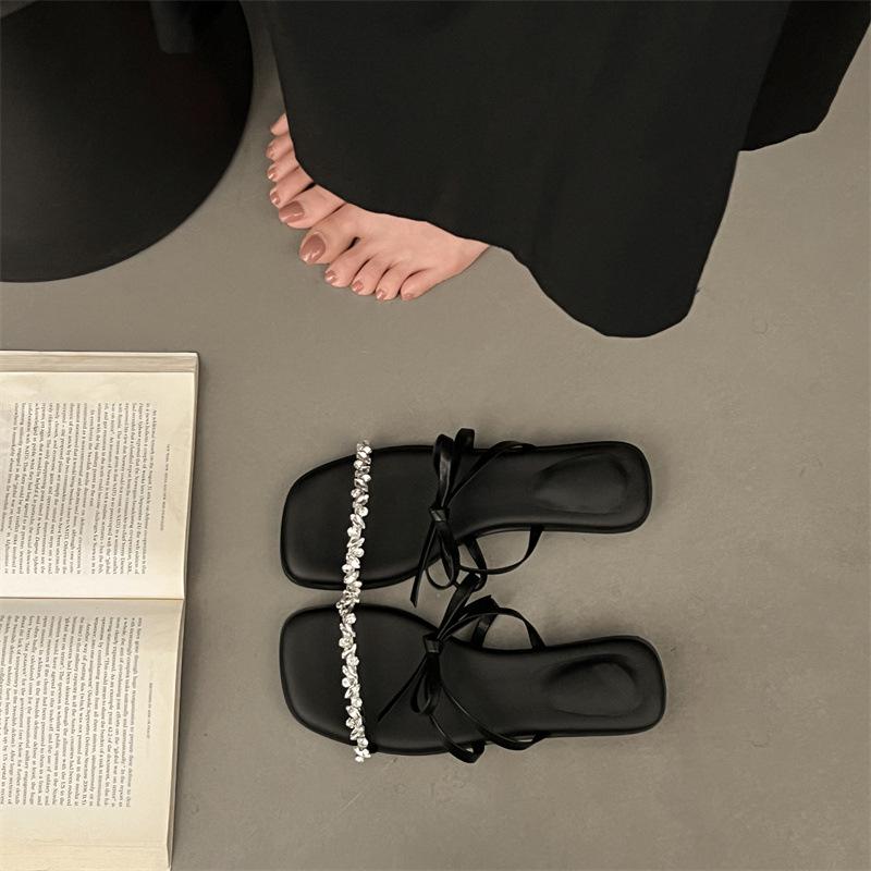 French rhinestone bow low heel cool slippers women's outerwear 2025 off the shelves new open-toe fashion solid color one-word