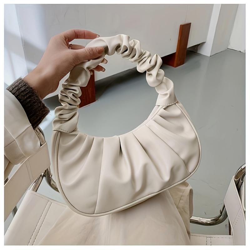 Trendy and versatile handbag, stylish pleated cloud bag, suitable for matching various outfits, and a great holiday gift.