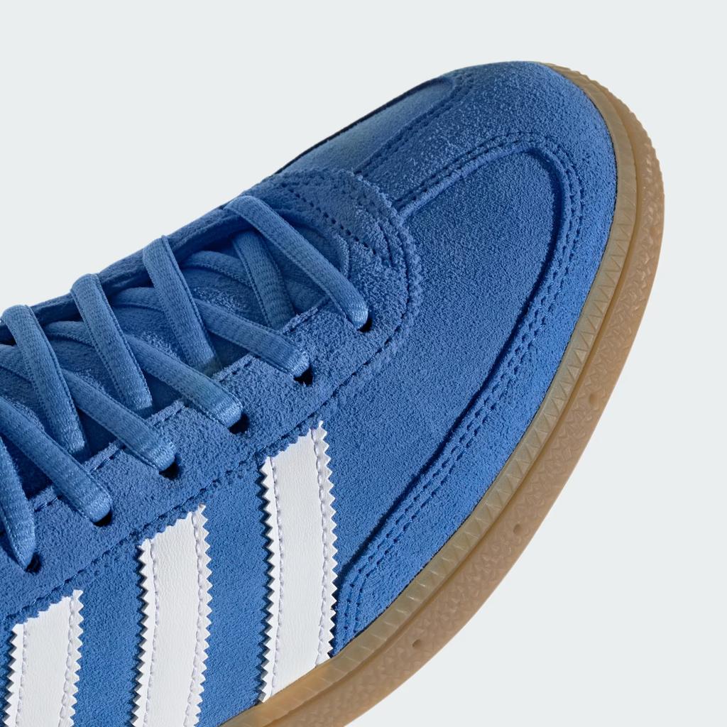 KK3015 Manchester United A adidas Handball Spezial (Men's)