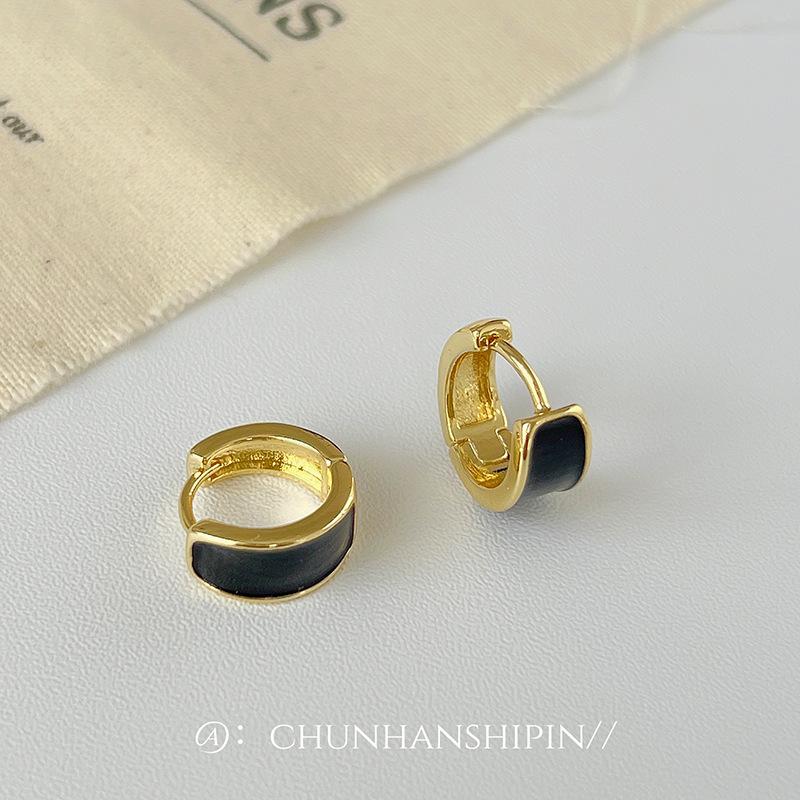 Maillard Autumn and Winter Light Luxury High-end Earrings Circle Women's Round Amber Earrings Retro Ear Clips Without Ear Piercings