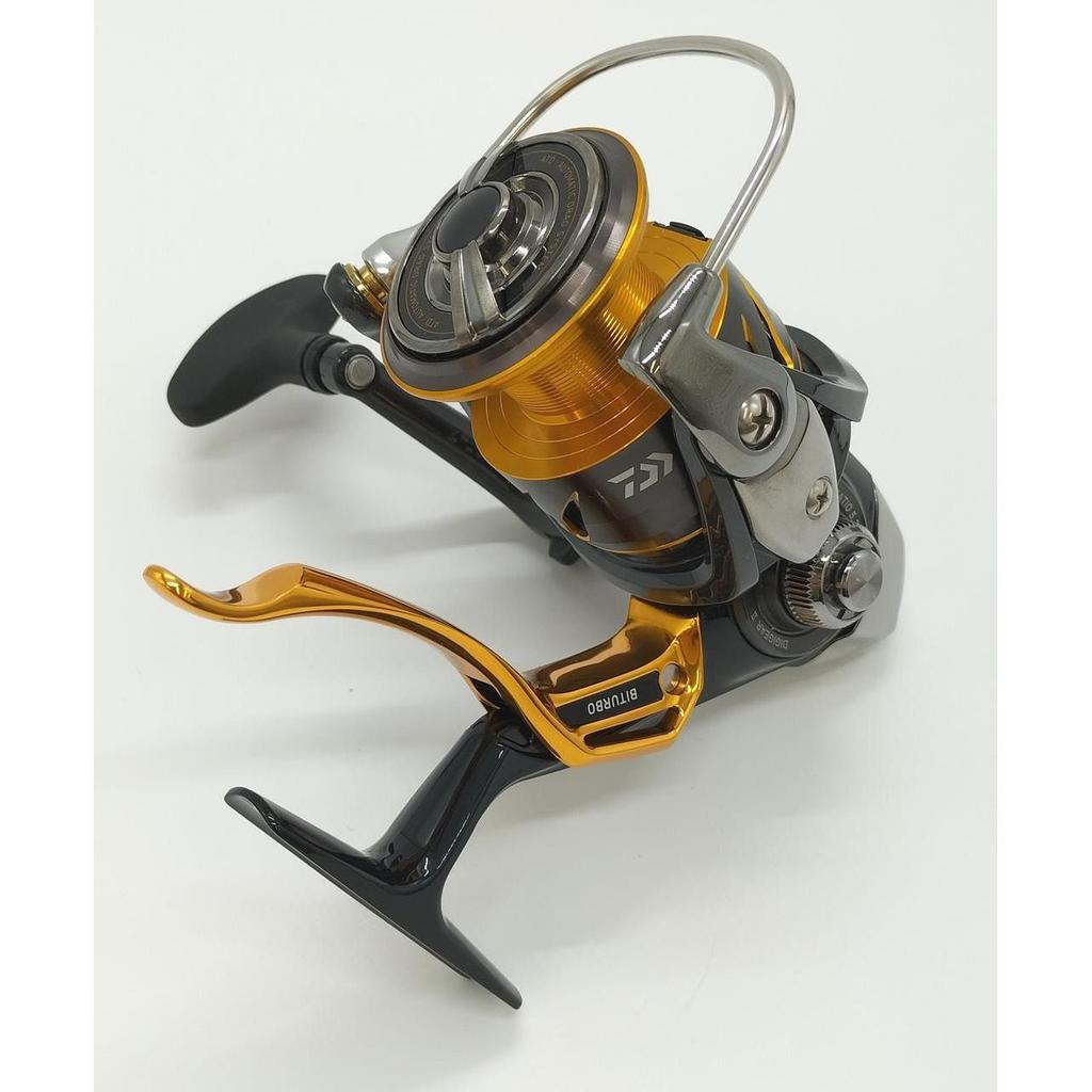 Used DAIWA LAXUS 3000LBD spinning reel