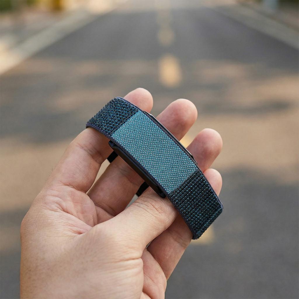 Nylon Sportband Schlaufendesign 22mm Fitness-Tracker-Armband Verstellbares Atmungsaktives Ersatz-Armband für Amazfit Helio Armband