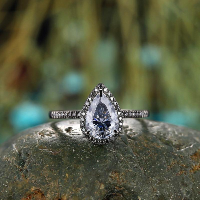 European and American new fashionable water drop-shaped zircon inlaid with personalized versatile women's ring