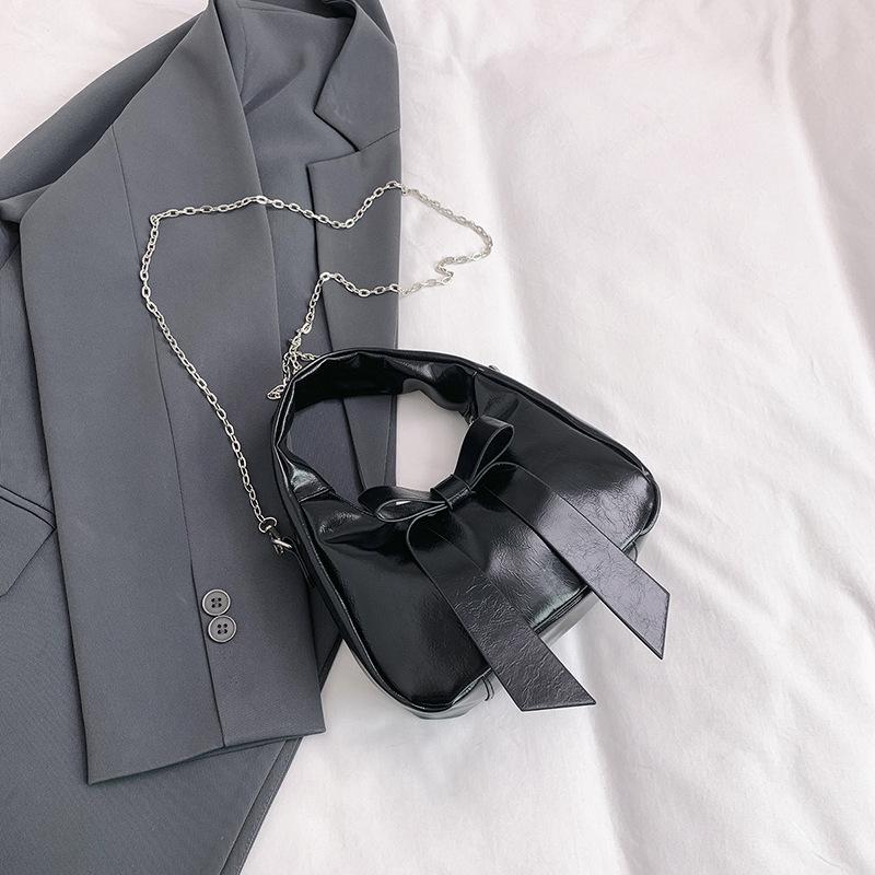 Niche Design Women's Bags, High-end Exquisite Underarm Bags, 2025 Spring New Contrasting Color Bow Shoulder Bag