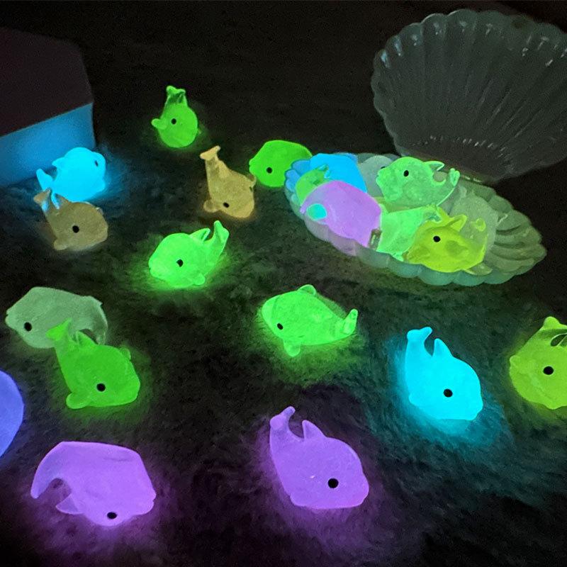 10PCS  Mini Luminous Micro Landscape Dolphin Child Animal Table Decoration Miniature Ornament Figures Toys