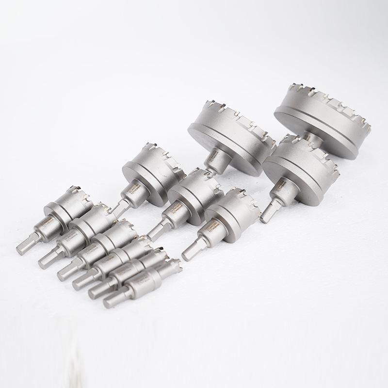 Nerezová ocel Karbidová děrovka a výstružník pro ocel 304 a železné plechy.