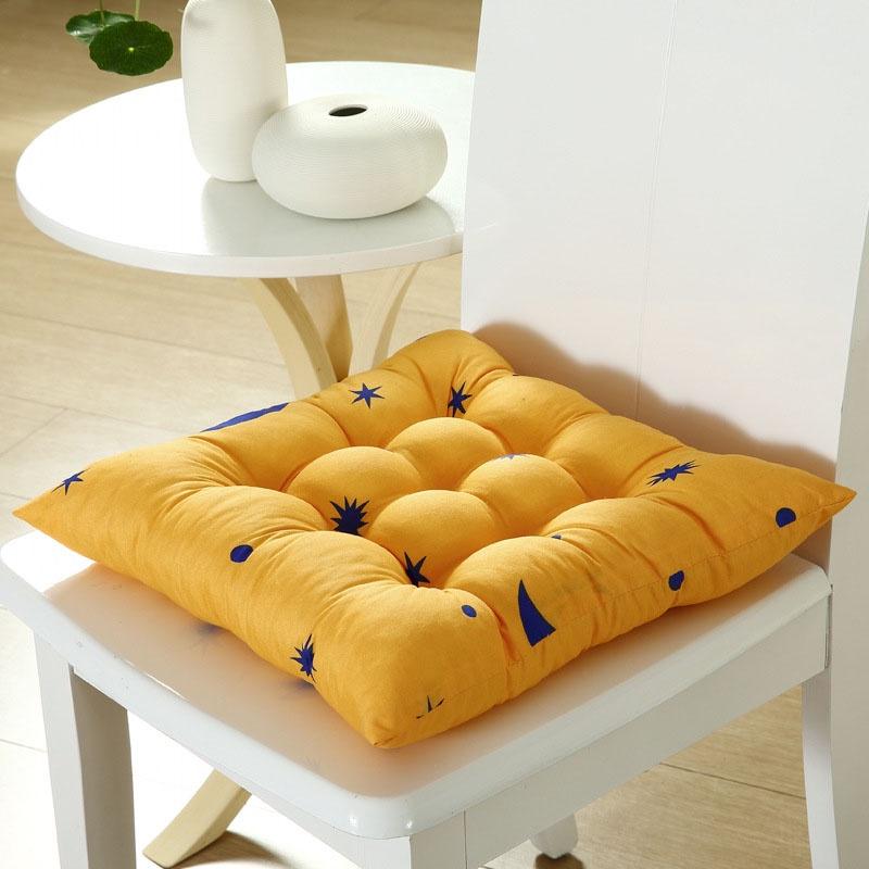 Plush Square Design Soft Chair Seat Pad Cushion For Comfortable Dining Experience