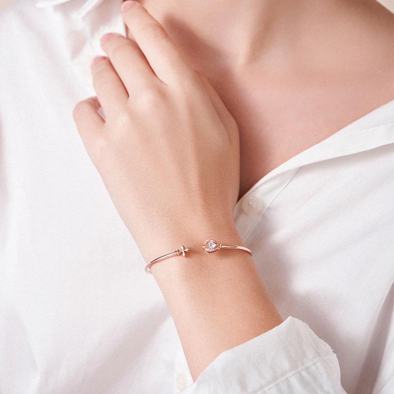 S925 Silver Love Heart Ferris Wheel Bracelet: Elegant, Fashion-Forward & Versatile for Women