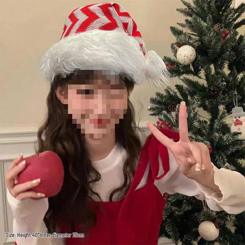 Christmas Tree Hat with Cute Santa Legs - Festive Headwear for Men & Women, Perfect Christmas Gift & Photo Prop