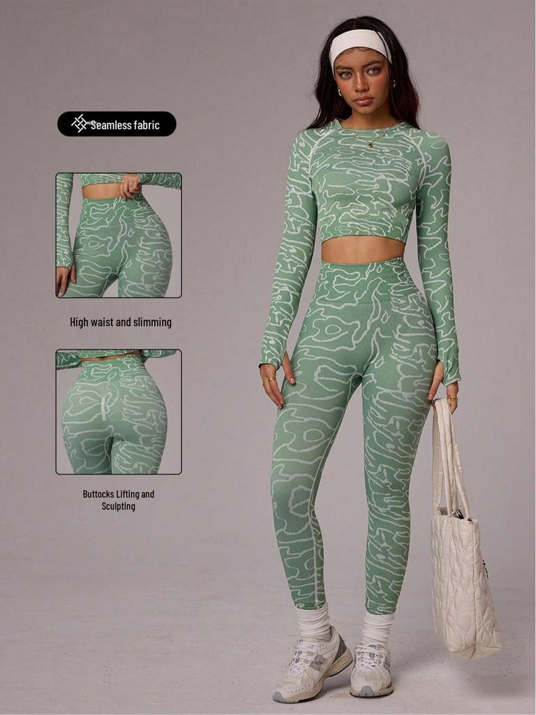 Nahtloses Yoga-Sportbekleidungsset: Langarmtop mit Daumenlöchern & Schlanke High-Waist-Hose mit Po-Lifting für Outdoor-Sport