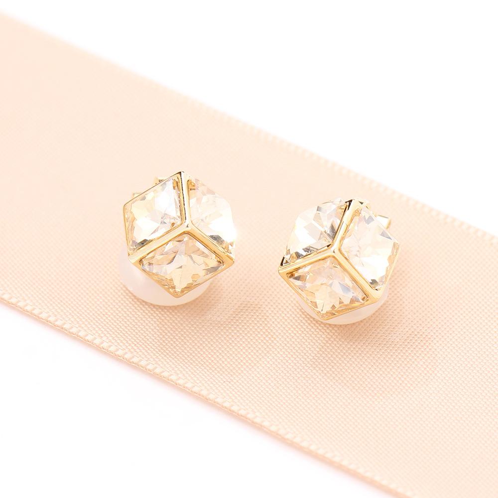 European and American personalized three-sided crystal three-dimensional earrings, yellow gray crystal gold-plated earrings, no earrings, earrings, ve