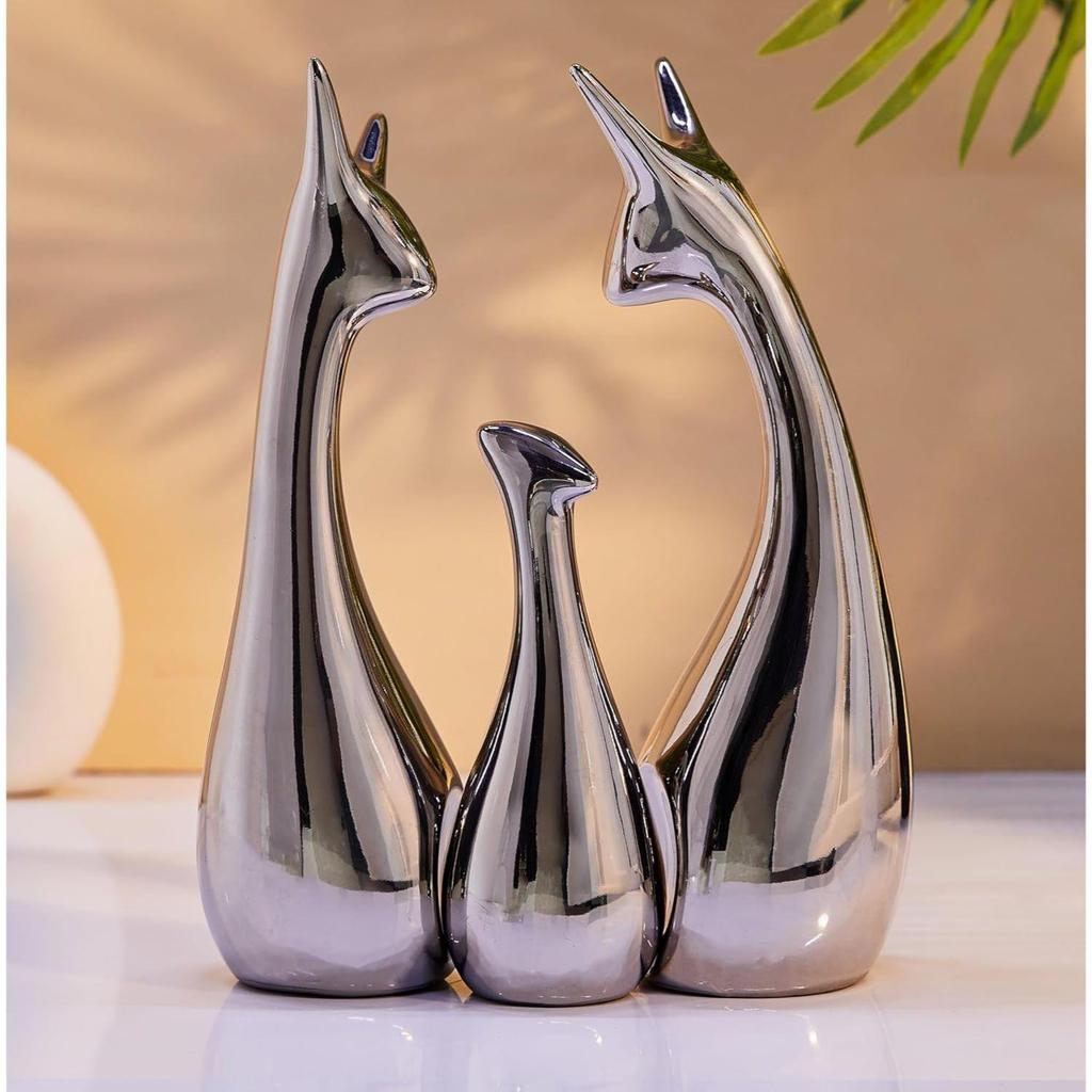 Home Decor Happy Silver Deer Statue Family Piano Finish Ceramic Figures (Set of 3, Silver)