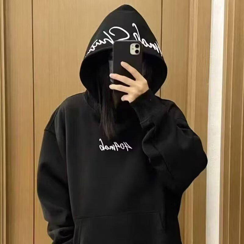 Pánská těžká světle šedá mikina s kapucí - Americký styl, Podzim 2025, Trendy ležérní bunda