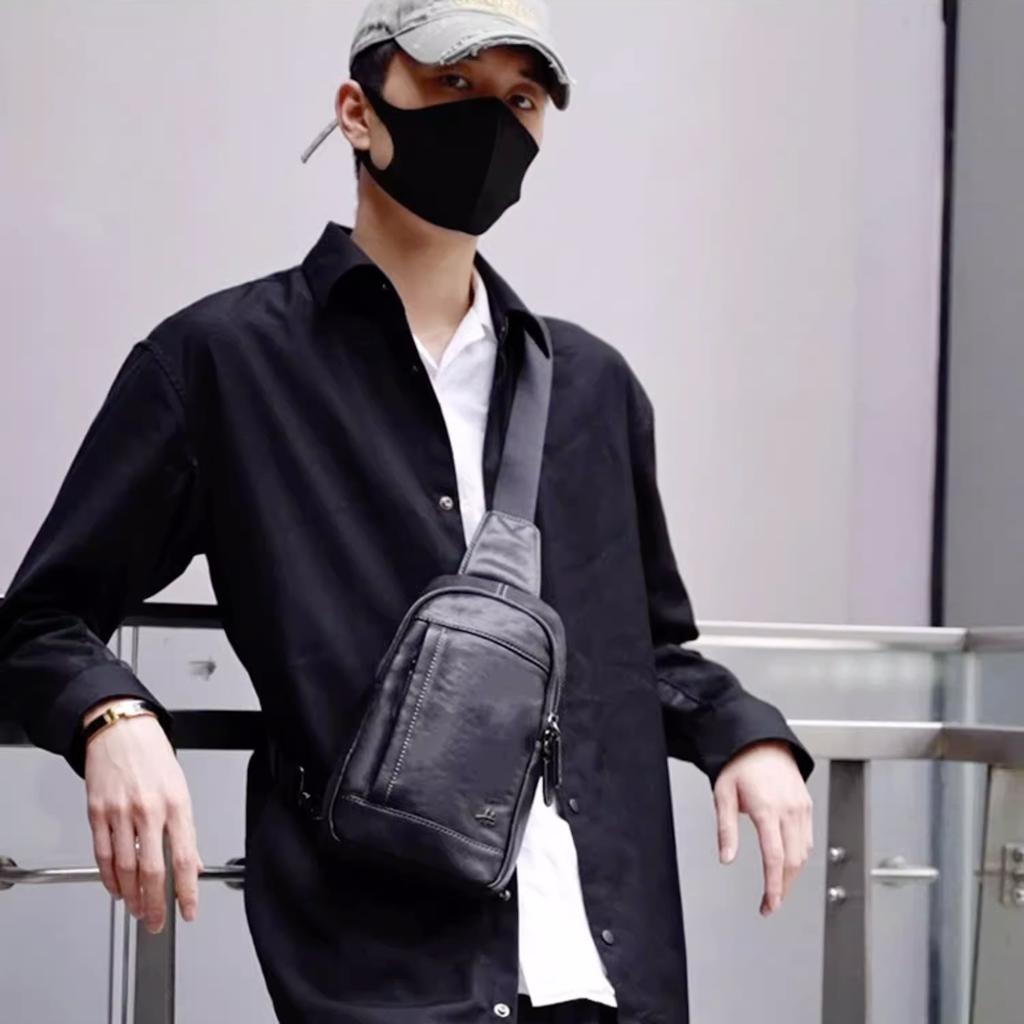 New Hush Puppies Cow Leather One Shoulder Fanny Pack Sling Bag Medium Size Men's Black HA-1811792W-5723