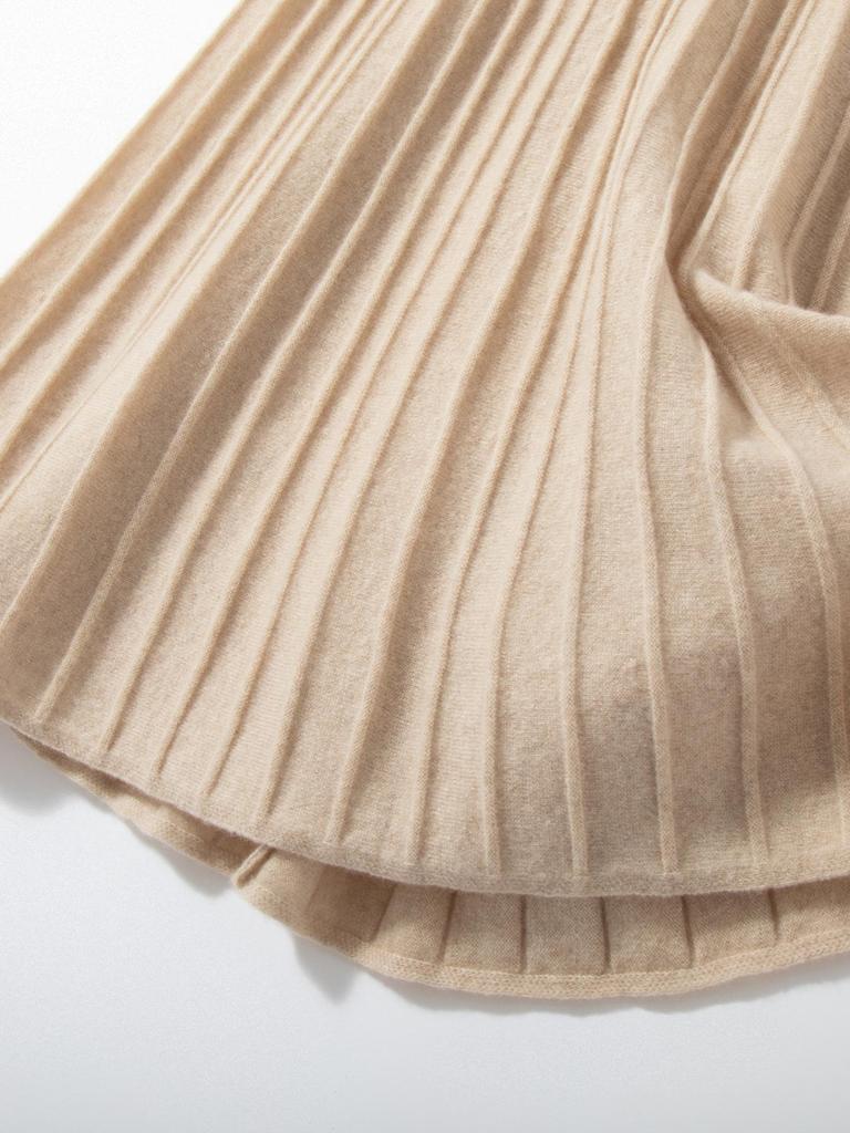 Women's Mid-Length A-Line Cashmere Knit Skirt - High-Waisted, Ribbed, Slimming, Pleated, Versatile.
