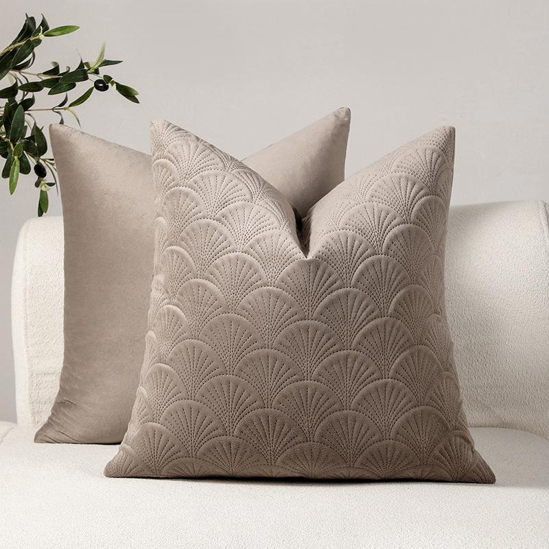 

Autumn and Winter Light Luxury Nordic New Dutch Velvet Retro Embossed Pillow Double-sided Different Patterns Cushion Cushion Cover 50 * 50cm (without core)