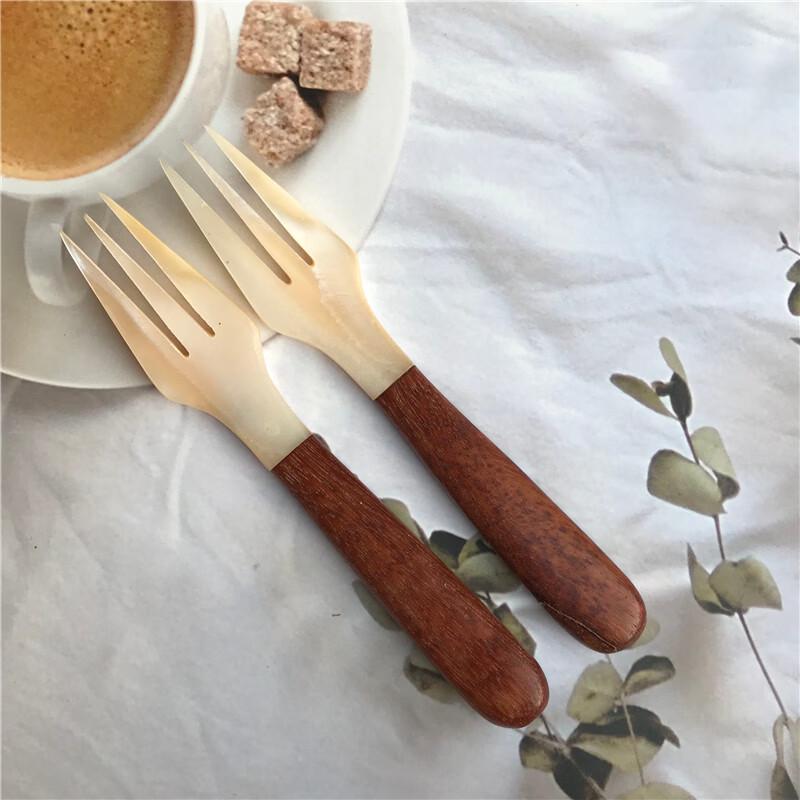 

ZISIZ Seashell Spoon and Fork Set