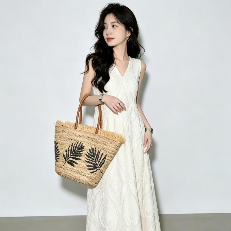 French Design Temperament Vest Skirt Women's Clothing Summer New Loose Light Luxury White Dress Tide
