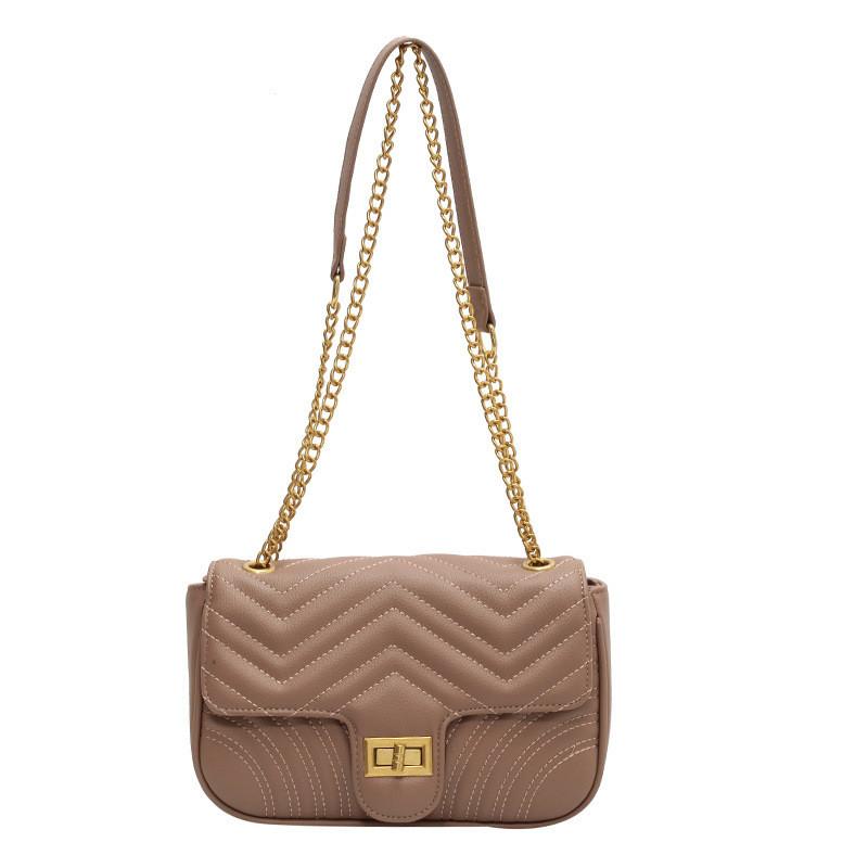 Ielgy Korean Version Chain Black Female Bag Fashionable All-Match Commuter Shoulder Messenger Bag